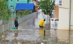 TUZLA: Porast vodostaja Spreče u Doboju i Gračanici, poplavljeno poljoprivredno zemljište