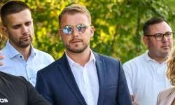 Ko je Stanivukoviću kupio stan - baba, deda, kredit...?