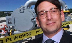 Nije pitanje šta Kabiri potpisuje, nego da li legalno posluje u Aluminiju