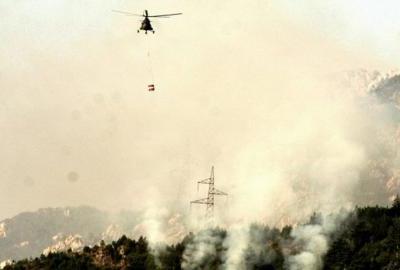 Helikopteri večeras neće gasiti požare na području Jablanice