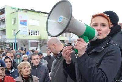 SJEĆATE LI SE AIDE SEJDIĆ: Na sudu zbog organiziranja protesta u Bihaću!