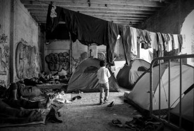 Da li je odluka o zabrani kretanja za migrante protivustavna?