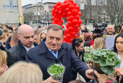 Nećemo državu, ali hoćemo pare!