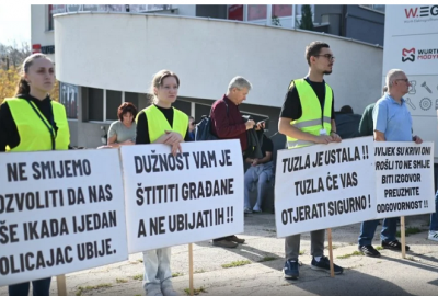 Podnesite ostavke!
