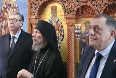 Što građani teže žive, to vlast raskošnije slavi