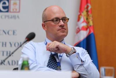 Moore kreira novi Zakon o državnoj imovini