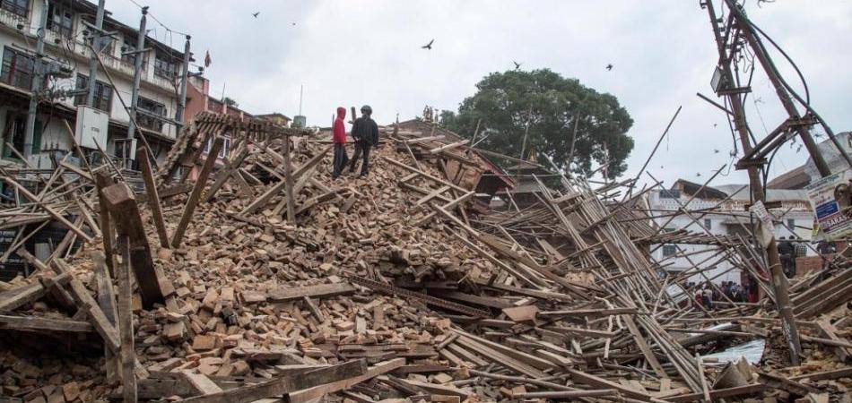 NEPAL: Snažan naknadni potres 6,7 Rihtera pogodio Katmandu