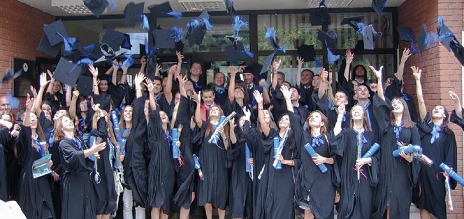 Zašto mladi u RS ne žele da studiraju na javnim fakultetima?