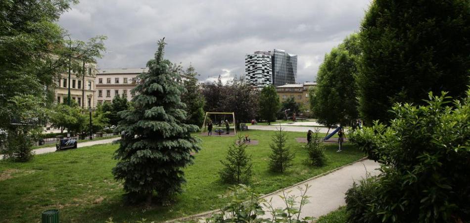 Zgrada Centralne banke u parku Hastahana?