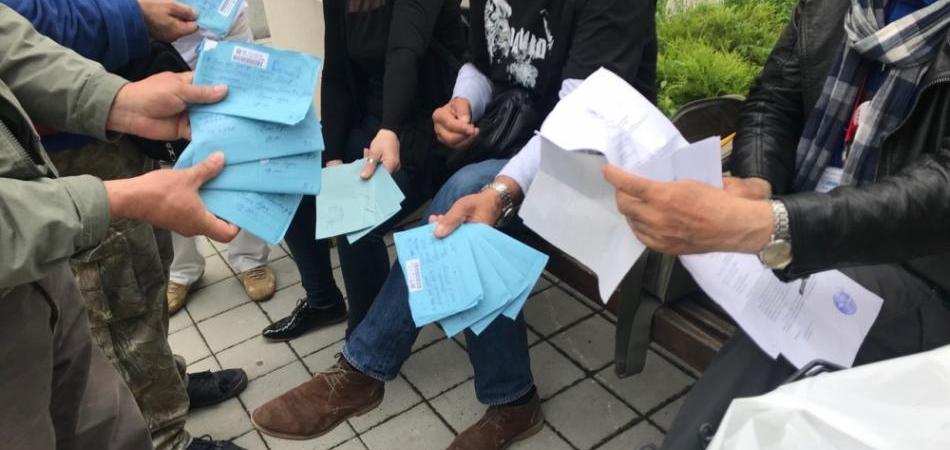 Aktivisti grupe „Pravda za Davida“ pocijepali prekršajne naloge