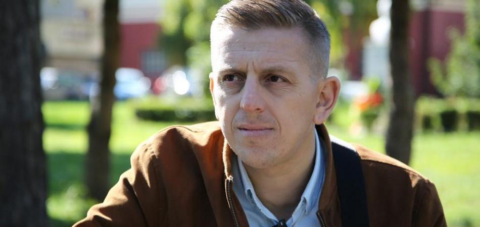 Dobijao sam 100 KM, a ostatak plate vraćao direktoru!