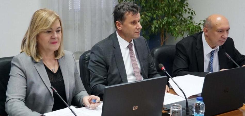 Umjesto SBB direktora Novalić i Džindić smjenjuju Upravni odbor