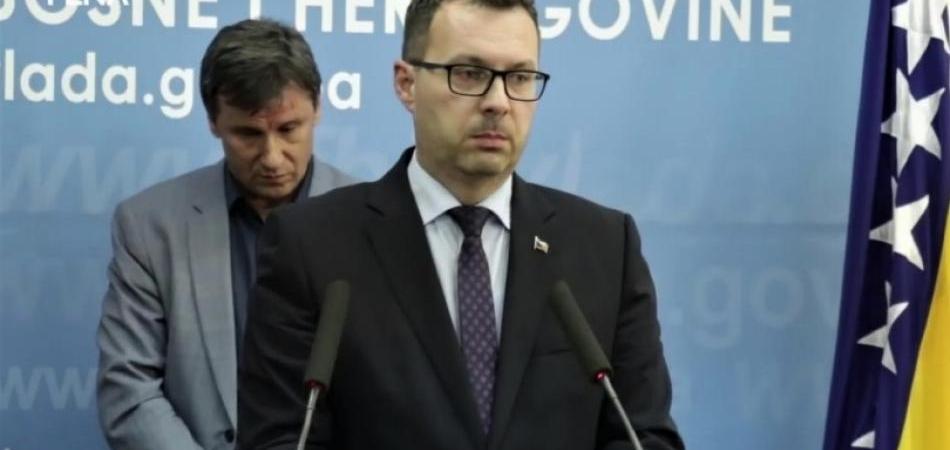 Bez obzira na istragu, Novalić i Džindić nastavljaju finansirati Pretis