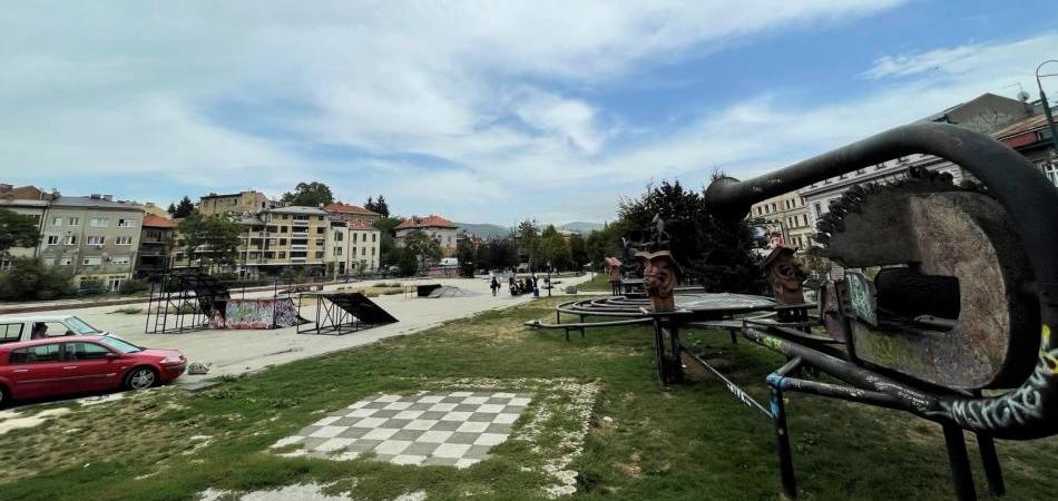 Nezakonito postupanje za park Hastahana i objekat na Marijin dvoru