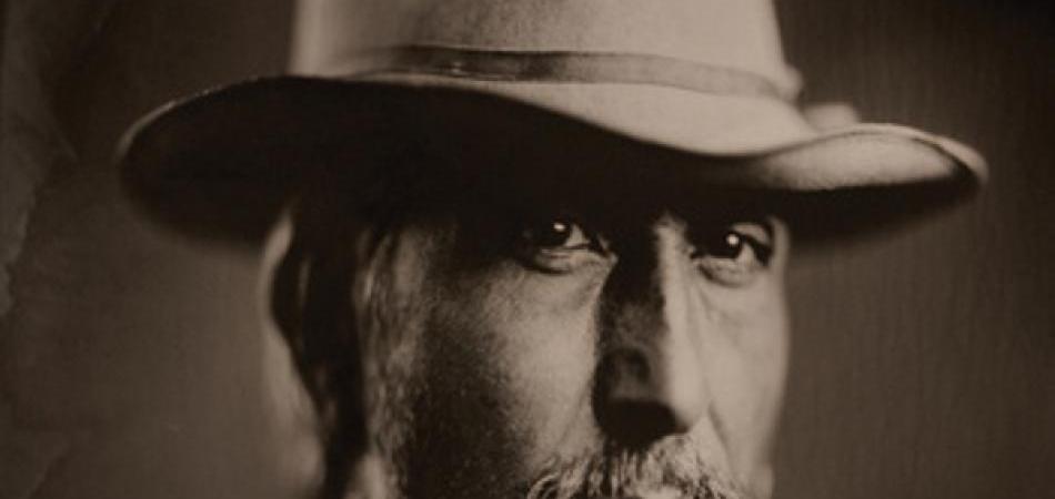 Howe Gelb