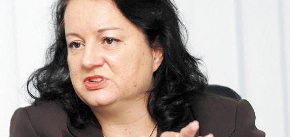 Cenić: Građani i dalje plaćaju nerad, a BiH nepovratno tone
