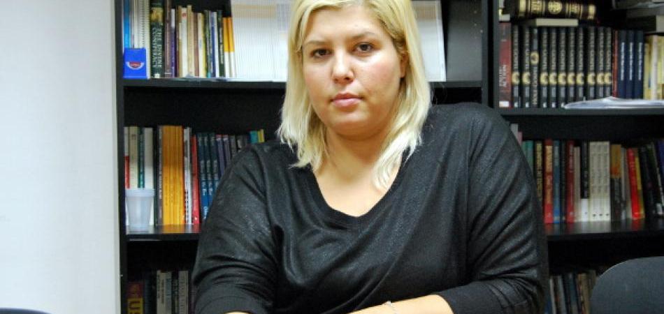 MELINA HALILOVIĆ: Obrazuješ se, dakle, nisi Romkinja