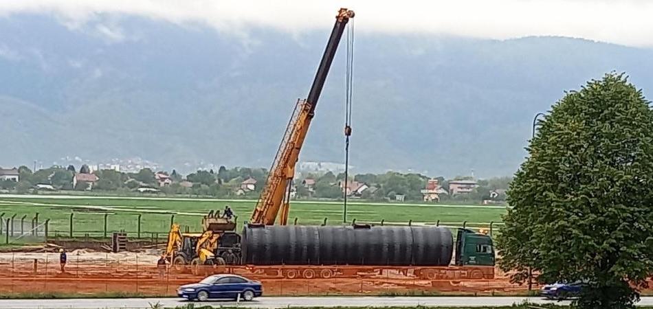 Skladište za kerozin grade u vodozaštitnoj zoni