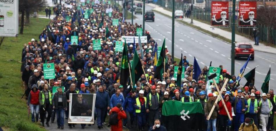 Zaposleni u Elektroprivredi BiH protestuju zbog rudarske nezasitosti!