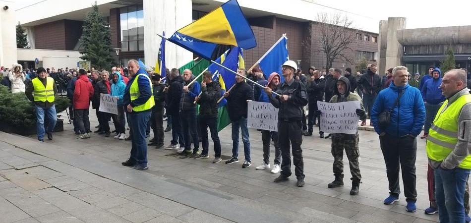 Zenički komorati opet žrtve političkih sukoba