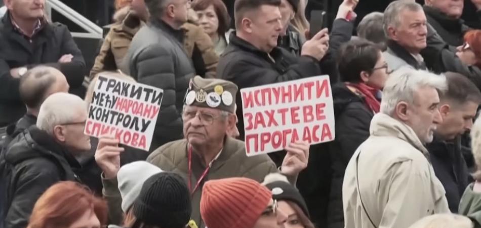 Čekajući budućnost koja neće biti kopija loše prošlosti