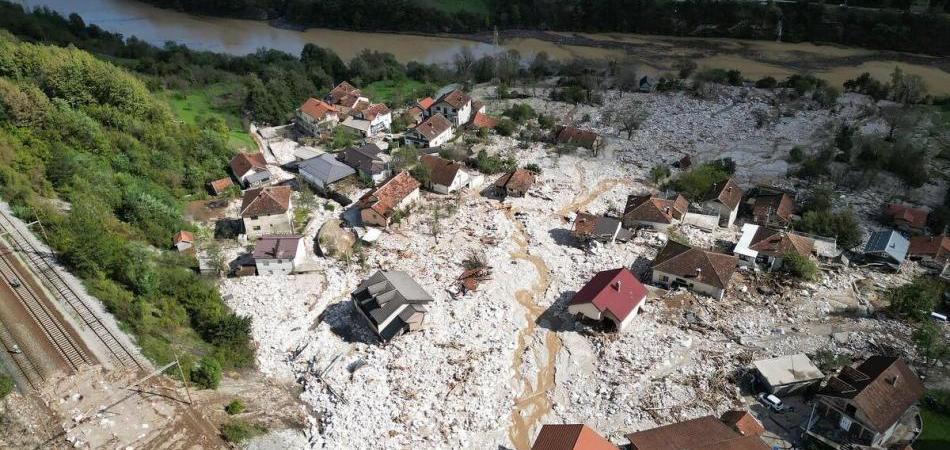 Potvrđeno ukupno 16 smrtnih slučajeva, traga se za nestalima u Konjicu i Jablanici