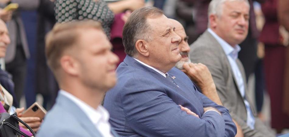 Kako je Dodik kupio glasove i ko stoji iza Stanivukovićevog uspjeha?