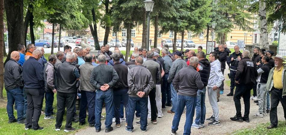 Nastavljeno pravdanje nadležnih za neispunjene obaveze