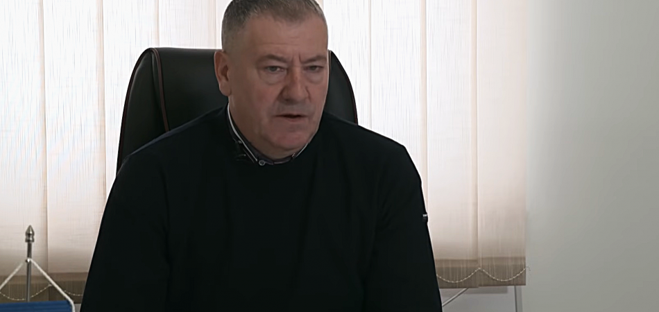Načelnik Gašanović plaća trgovce automobilima da čiste šiblje na Trebeviću