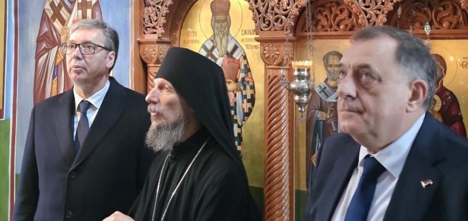 Što građani teže žive, to vlast raskošnije slavi