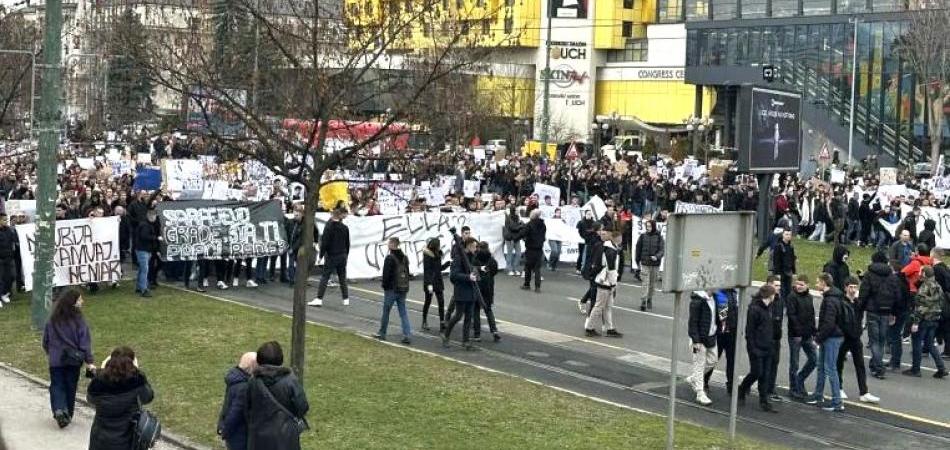Mladi na ulici, direktor GRAS-a podnio ostavku
