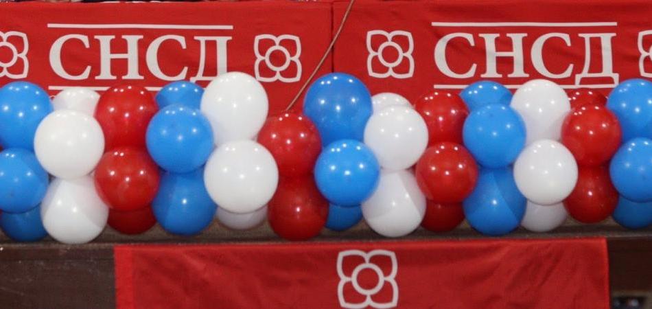 Škole, dugovi, doprinosi i politički projekti