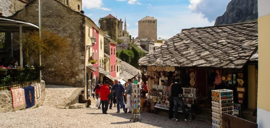 Histerična proizvodnja izdajnika u Mostaru