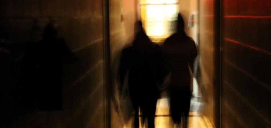 SLUČAJ "DVA PAPKA": Da li je legitimna vlast koja je napravljena kupovinom poslanika?