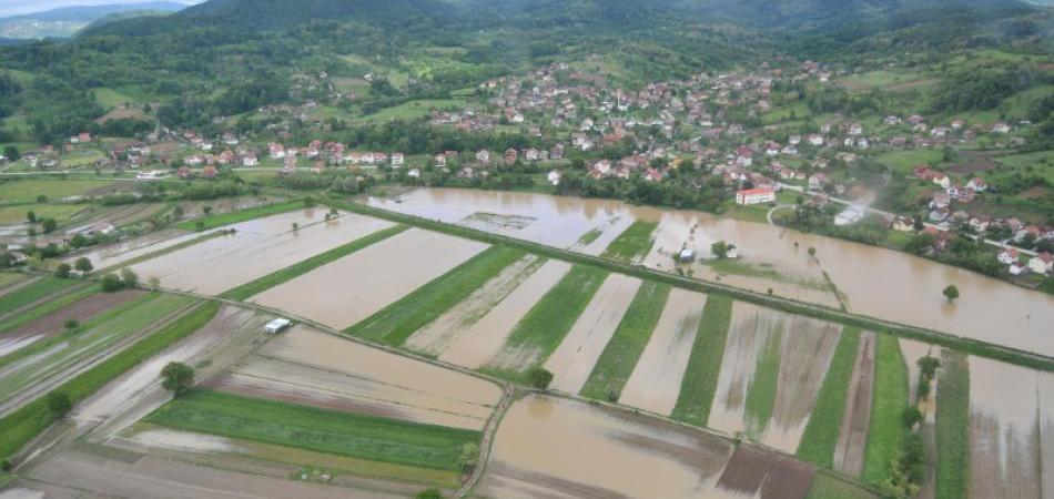 EVO NOVCA ZA ŽRTVE POPLAVE: Federacija očekuje 150 miliona maraka dividende od velikih kompanija