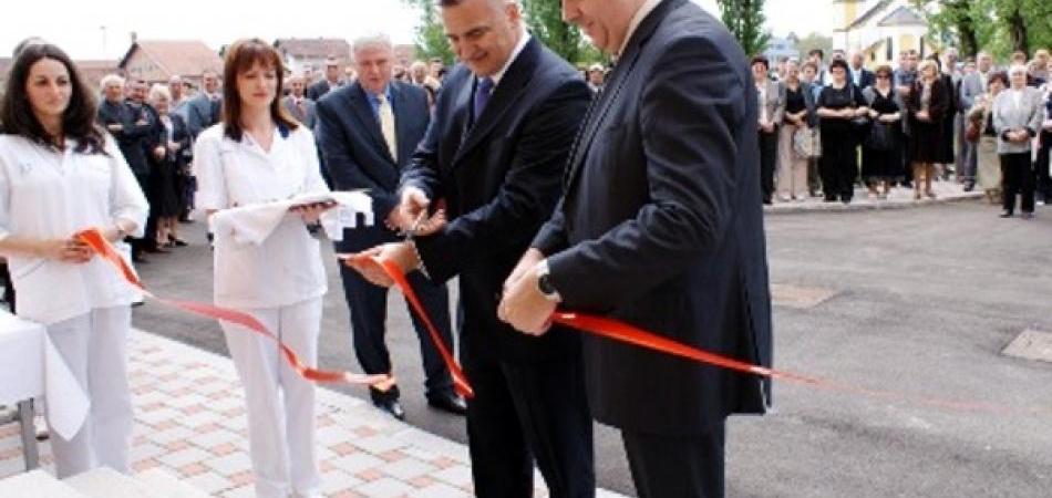 ŠTA SE KRIJE IZA HAPŠENJA LJEKARA U RS: Bitka za unosne pozicije u zdravstvu