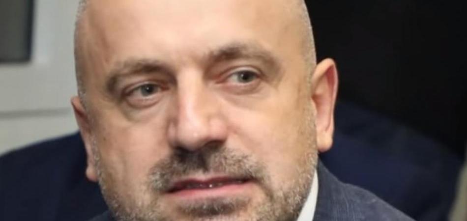 Batinaši Milana Radojičića na referendumu u Tesliću?