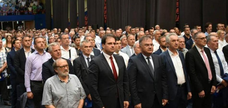Kupovina glasova, diskreditacije, ucjene, izdaje...