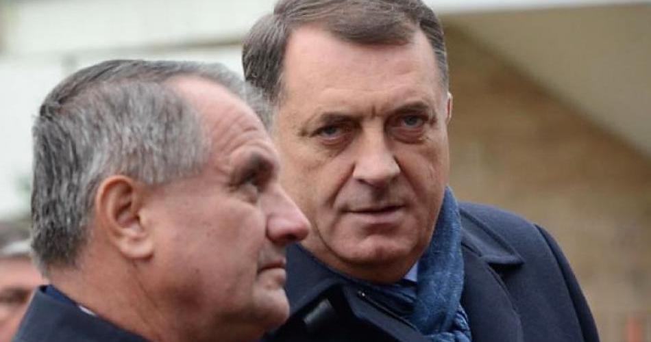 Nakon propalih pregovora sa Kinezima, vlast traži pomoć od domaćih tajkuna