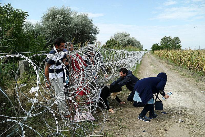 MAĐARSKA: Nova žica i ograda na graničnom prelazu