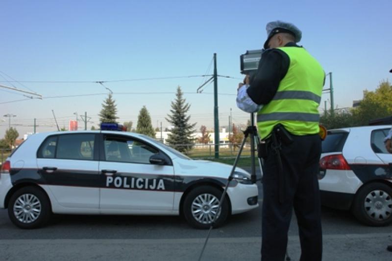 Pisali saobraćajne kazne sa greškom od stotinu godina