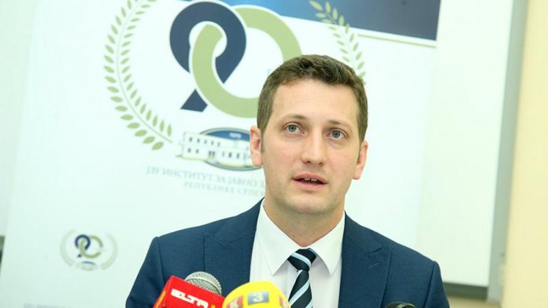 Direktor Zeljković za godinu dana razdijelio skoro 16,5 miliona KM!