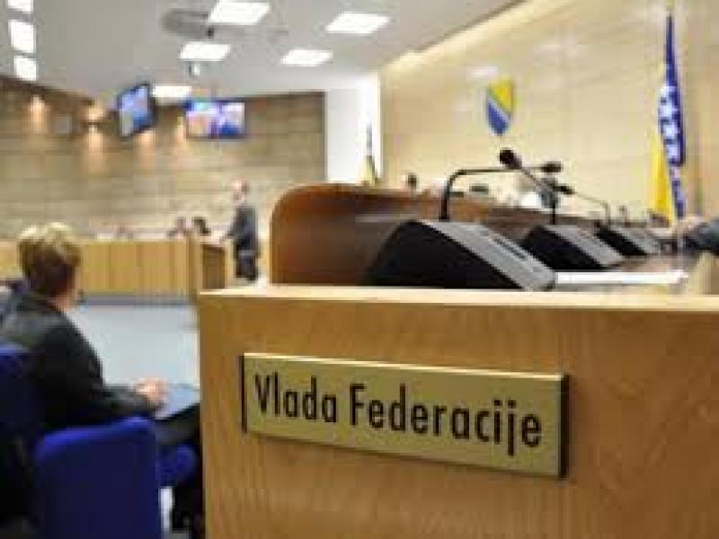 REVIZIJA POTVRDILA SUMNJE: Vlada Federacije nema dovoljno robnih rezervi, a novac za hitne slučajeve potrošen na gluposti!