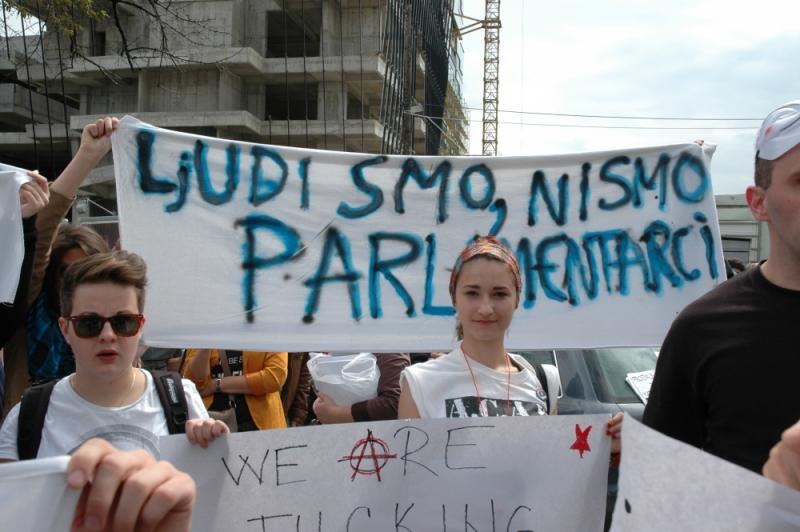 Protesti u Sarajevu: Usvojite zakon o matičnom broju, odmah!