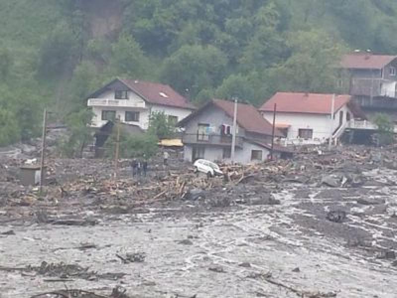 POPLAVE: Voda sinoć ponovo ugrozila Topčić-Polje