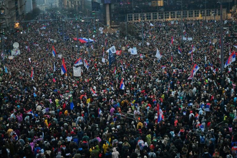 Vlast shvata poruku, ali neće odstupiti