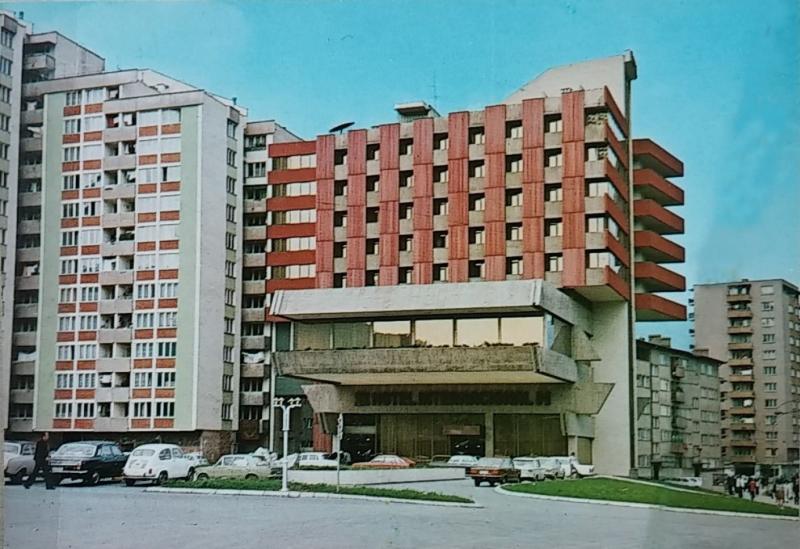 Još jedan apel i srušiću ga!