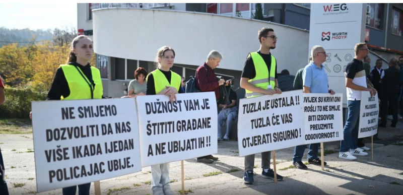 Podnesite ostavke!