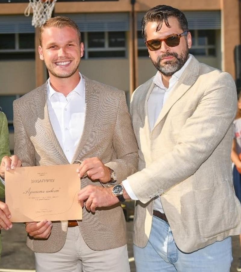 Stanivuković pripremio uslove, Jariću i rođaku pola miliona KM
