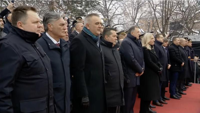 Ribolovci, specijalci, vukovi, predsjednik i neka gospođa...